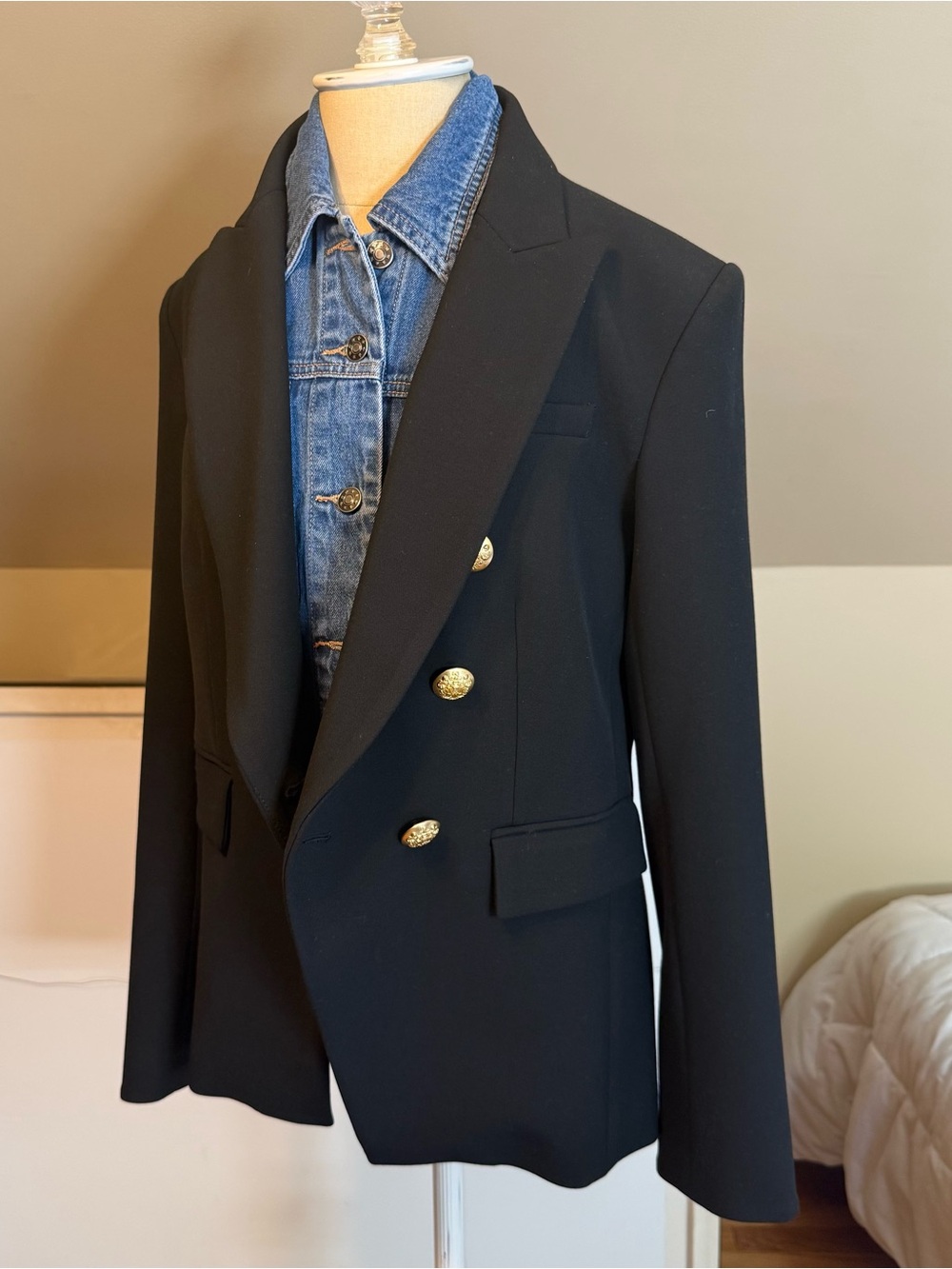 Veronica Beard Dark Navy ‘Miller Dickey’ Blazer with Gold Buttons - Picture 2 of 8